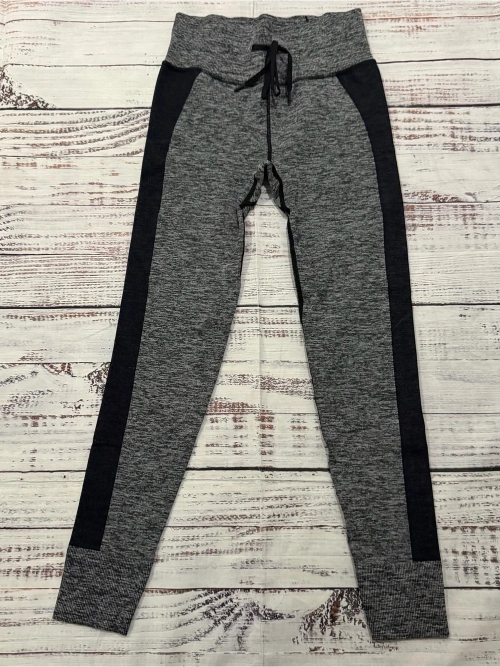 Set of pink by Victoria’s Secret leggings size small